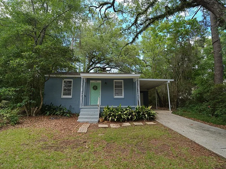 1308 Coleman St — Photo 1