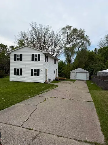3001 Newark Ave Photo 1