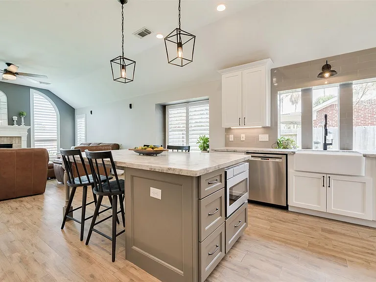 13807 Halpren Falls Cir — Photo 22