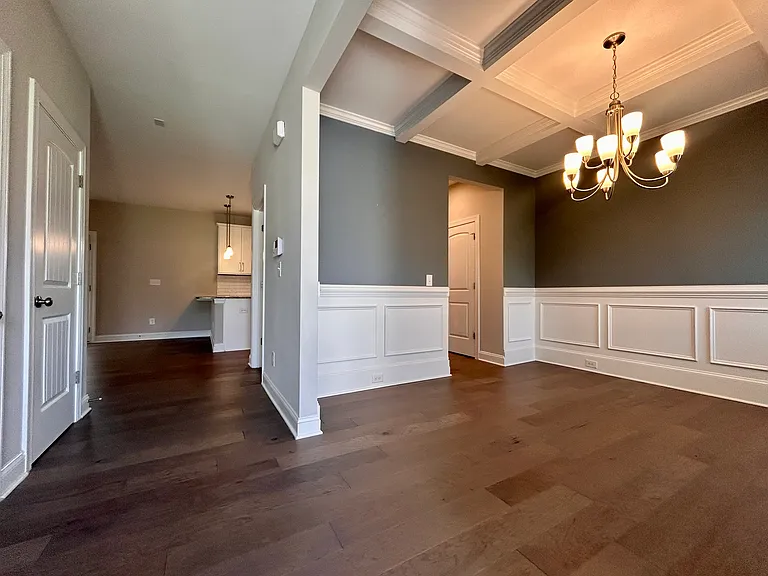 104 Wicklow Ct — Photo 4