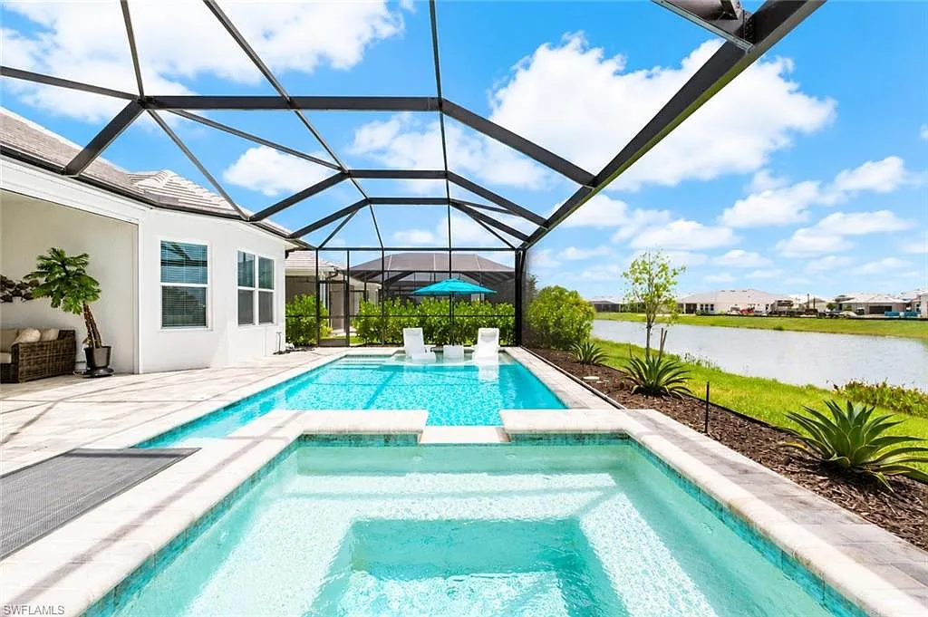 3 bed, 3.0 bath, 2550 sqft, $15,000 — Photo 3