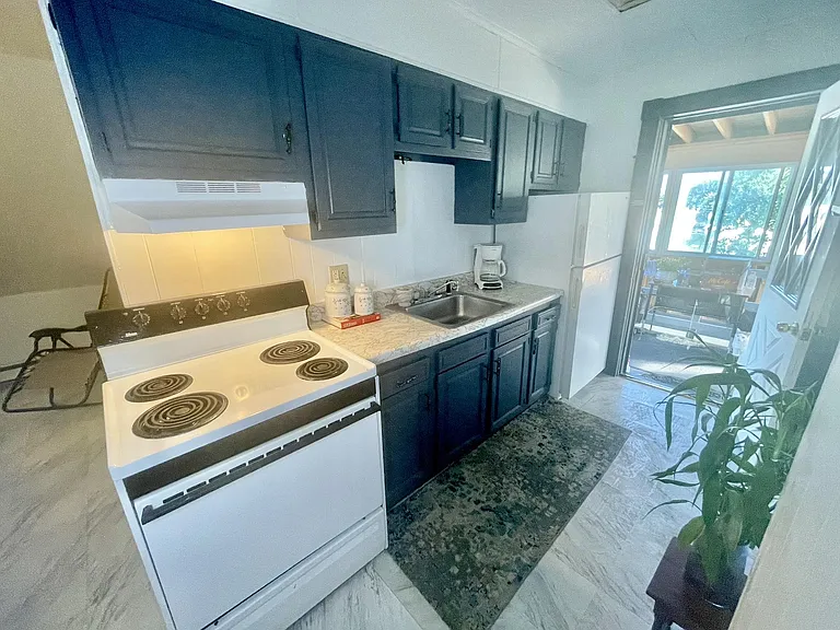 483 N Main St #2 — Photo 9