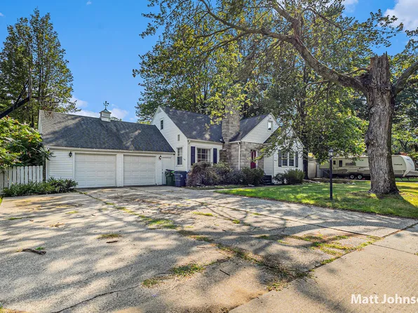 1845 Spencer Dr, Muskegon, MI 49441