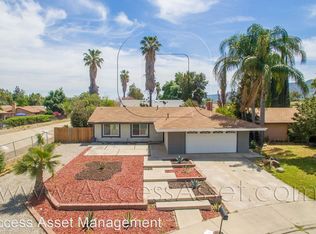 1100 Buchanan St, Lake Elsinore, CA 92530