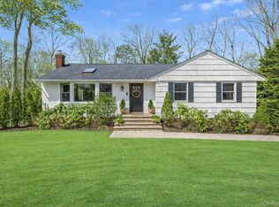 39 Hennessey Drive, Huntington, NY