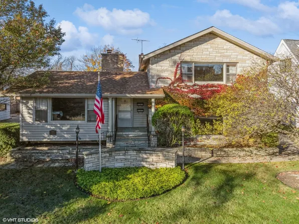 536 N Central Ave, Highwood, IL 60040