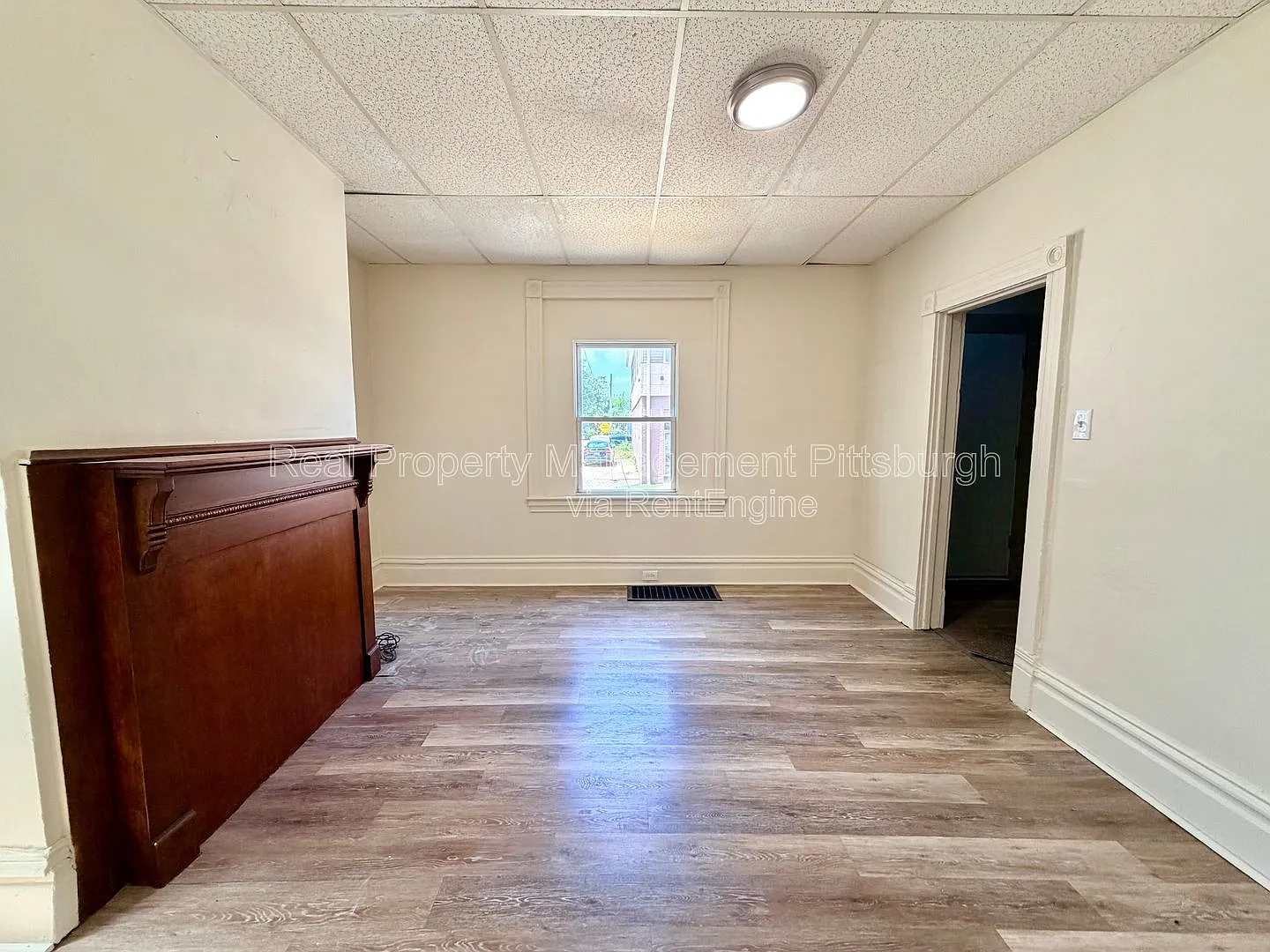 5 bed, 1.0 bath, 1492 sqft, $1,695 — Photo 3