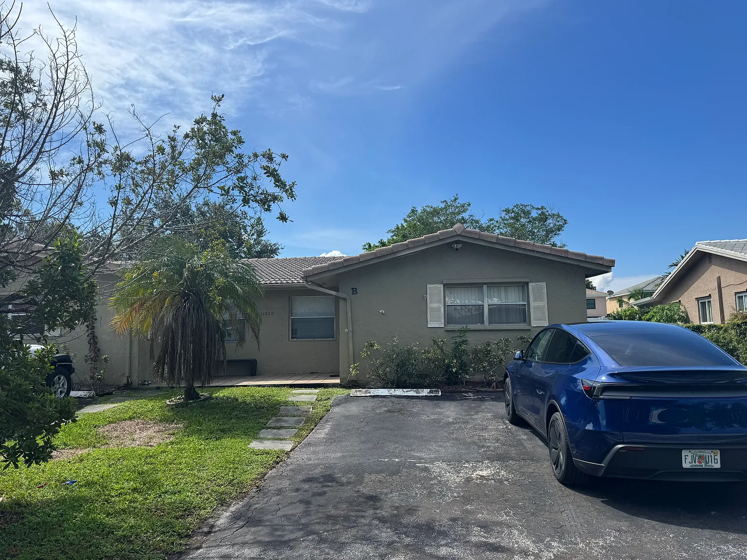 3 bed, 1444 sqft, $2,600 — Photo 1