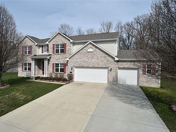 3rd image of 1705 Archbury Dr