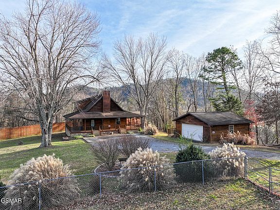 2nd image of 662 Lower Bogard Rd