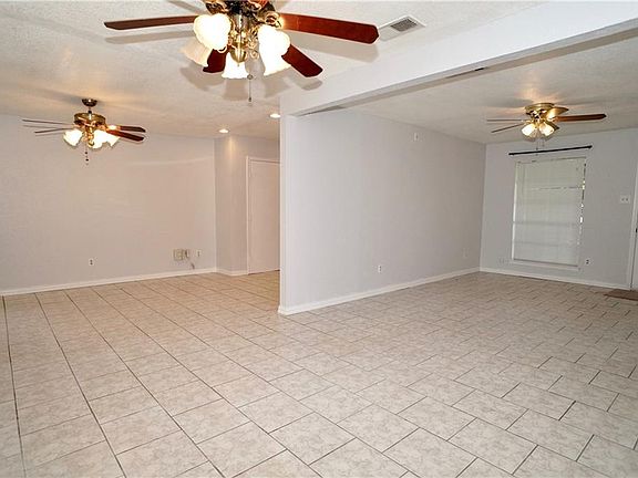 5th image of 1306 Northlake Dr