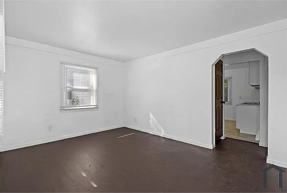 3 bed, 909 sqft, $1,450 — Photo 3