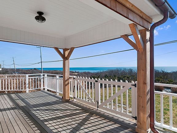 4th image of 469 Old Montauk Hwy