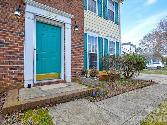 5th image of 3509 Mayhurst Dr