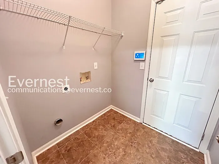 729 Mountain Laurel Dr — Photo 14