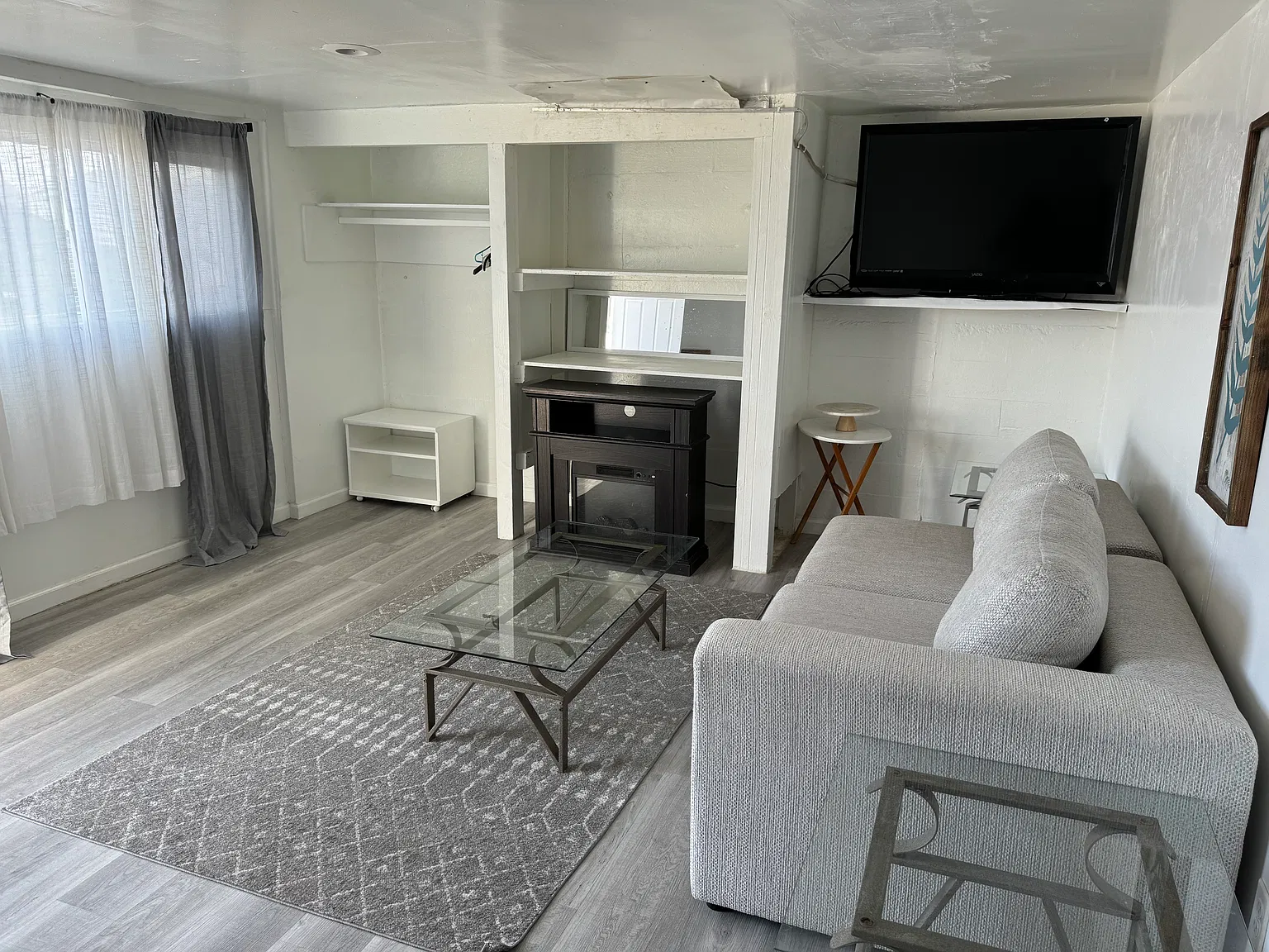 2 bed, 1000 sqft, $1,200 — Photo 3