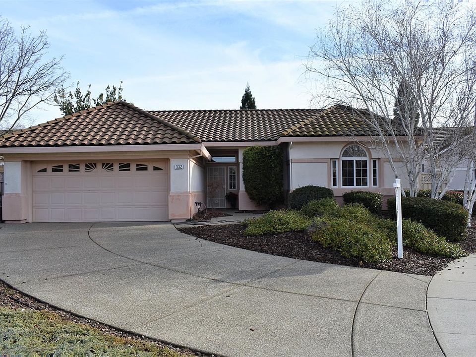 1st image of 332 Savannah Ct