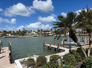 333 Harbour Dr APT 106, Naples, FL 34103