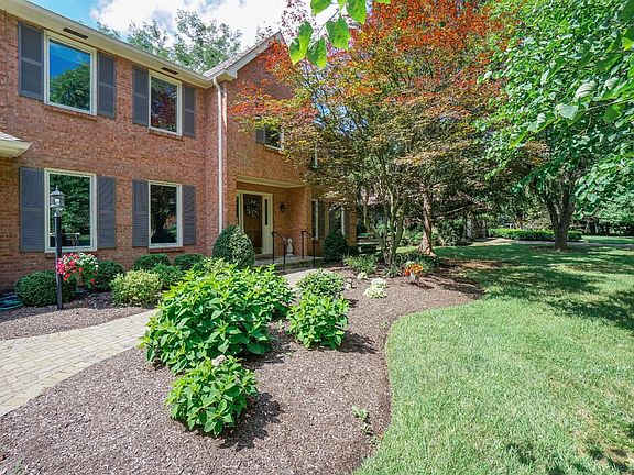 2nd image of 8325 Cypresswood Dr