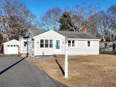4 Brewster St, Bourne, MA, 02532