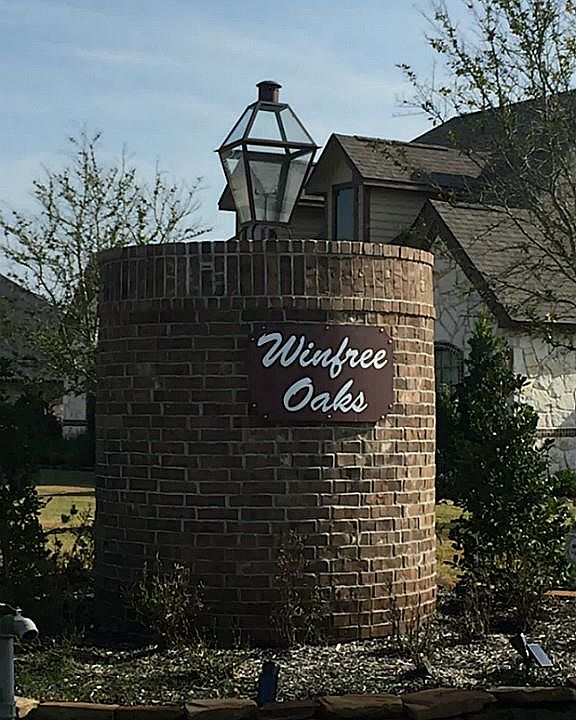 1st image of 4915 Dutton Lake Dr