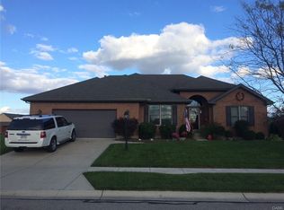 2007 Lakeview Dr, Xenia, OH 45385