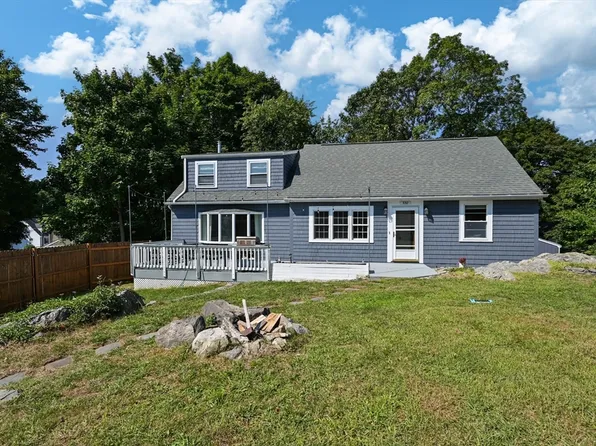 330 Lebanon St, Melrose, MA 02176