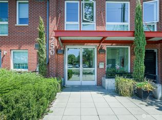 750 11th Ave E UNIT 404, Seattle, WA 98102