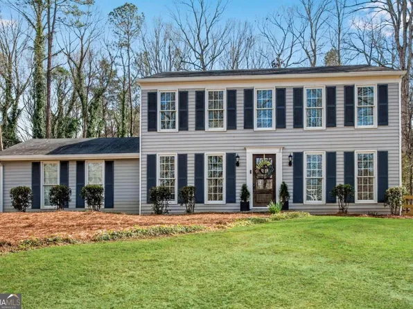 290 Lamplighter Ln SE, Marietta, GA 30067