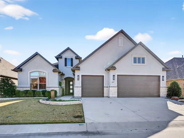12417 Blue Granite Dr, Denton, TX 76207