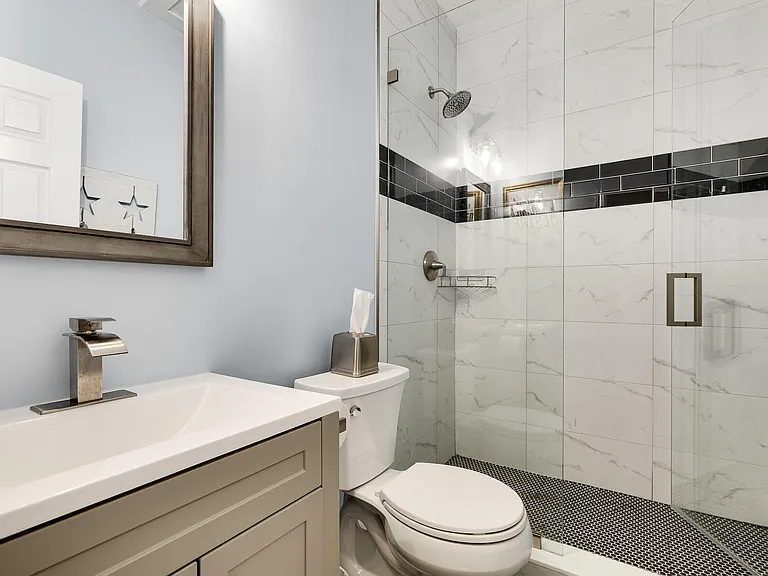 1224 NE 18th Ave #1 — Photo 37