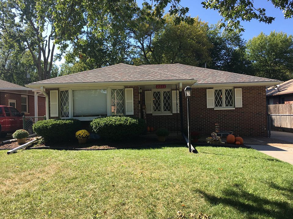 1st image of 2211 S 51st St