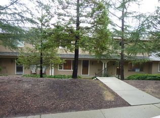 8 Fountainhead Ct, Martinez, CA