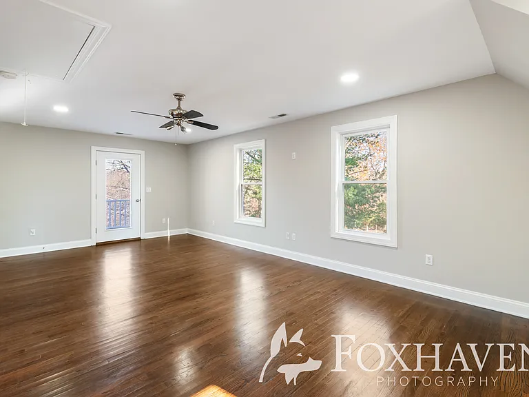 1137 E Keswick Rd #2 — Photo 24