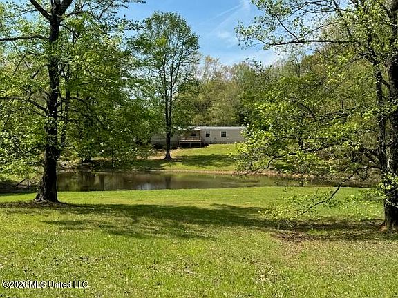 2nd image of 349 W Cox Rd