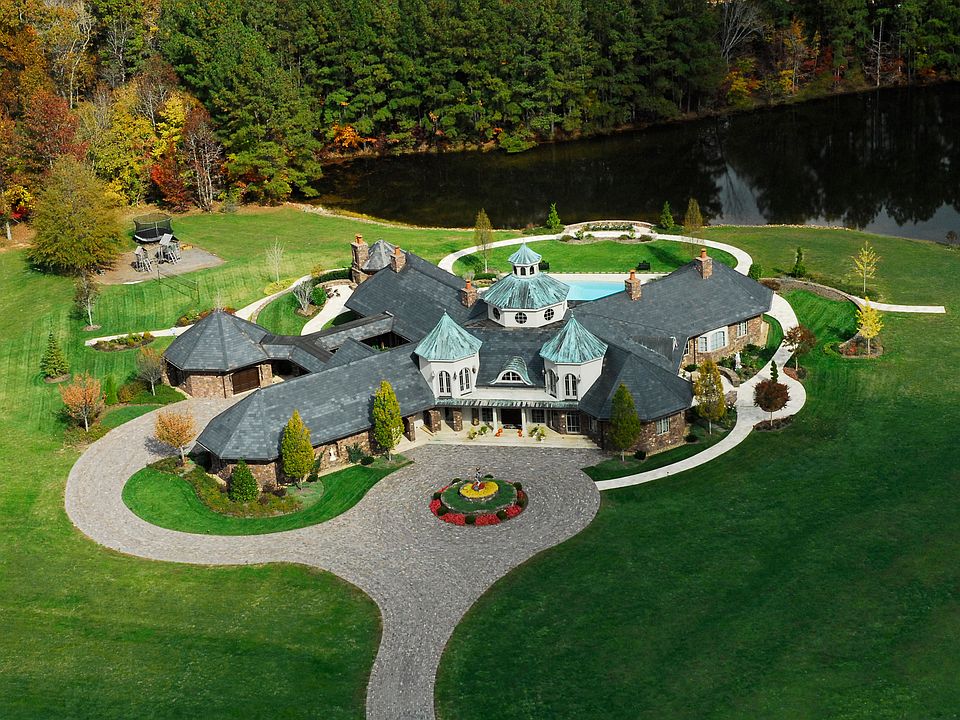 1st image of 4500 Scottland Dr