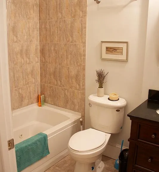 1089 Beacon St #1 — Photo 9