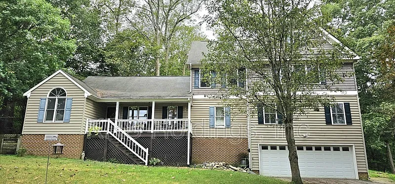 4 bed, 3.5 bath, 4006 sqft, $2,995 — Photo 3