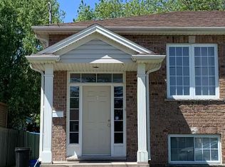 3 Waite Ln, Saint Catharines, ON L2P 3Y7