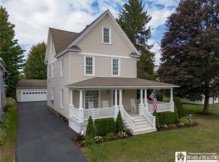 30 Alburtus Ave, Bemus Pt, NY 14712