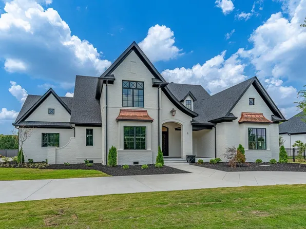 5 Vicinity Ln, Greenville, SC 29615