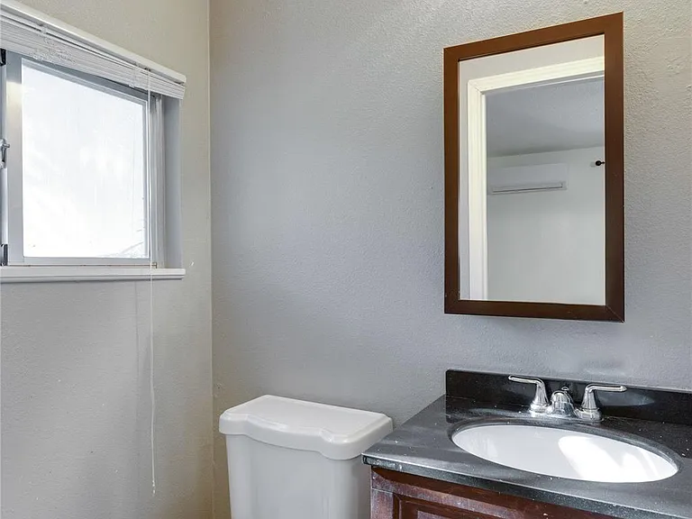 16213 Monks Mountain Dr — Photo 29