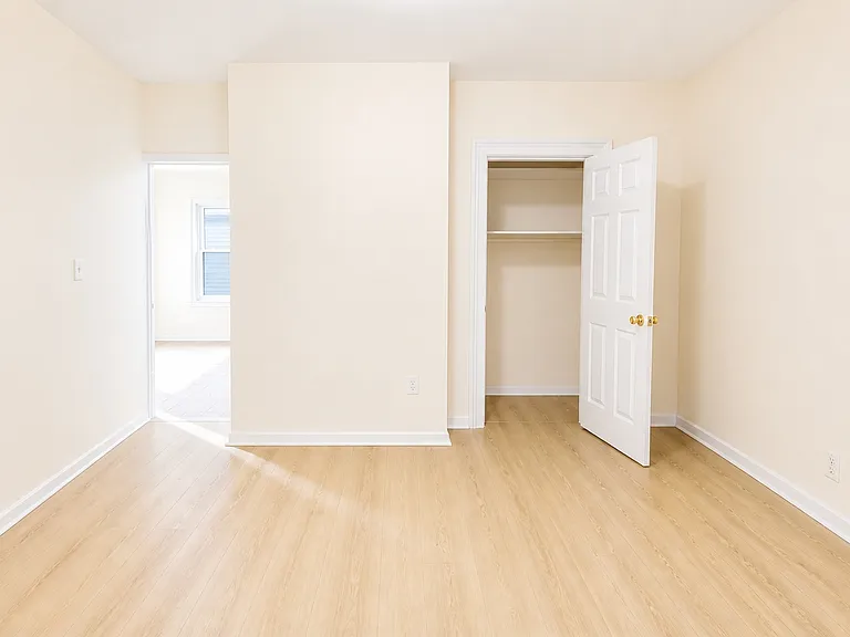 BEDROOM #1