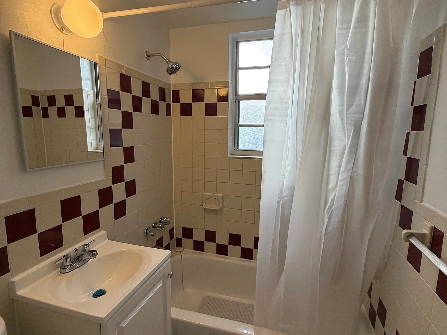 3620 Grand Ave — Photo 3