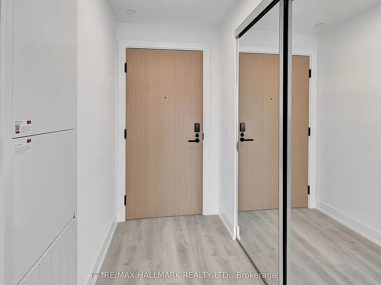 25 Cordova Ave #1011 — Photo 6