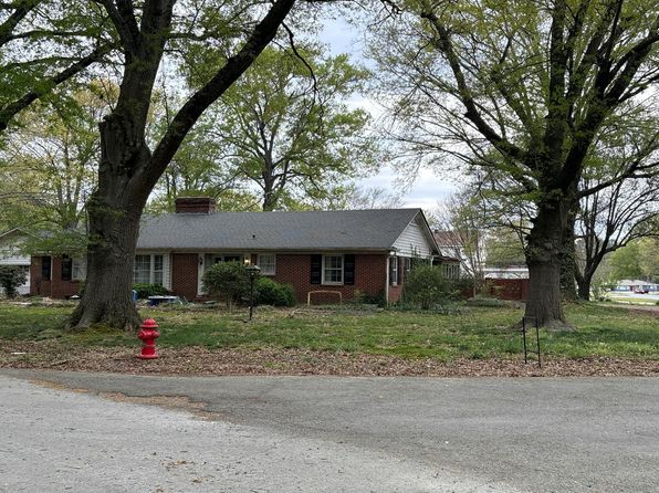 610 Circle Ln, Stuttgart, AR 72160