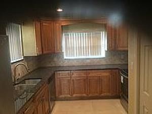 2nd image of 212 NW 6th Avenue