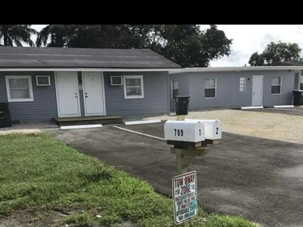 576 SW 7th St #2, Belle Glade, FL 33430