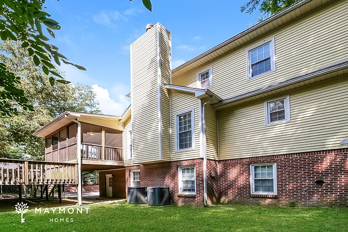 1748 King James Dr — Photo 16