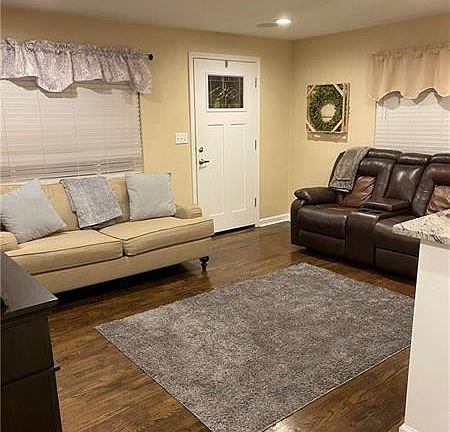 2nd image of 6368 Crestview Dr